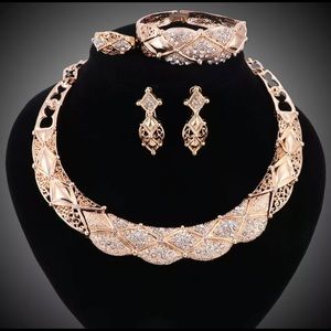Gold Plated Crystal Africa Dubai Wedding Party Necklace Bangle  Set